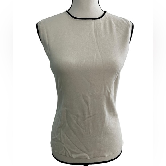 Elegant Cream Sleeveless Knit Top, size L - Picture 1 of 7